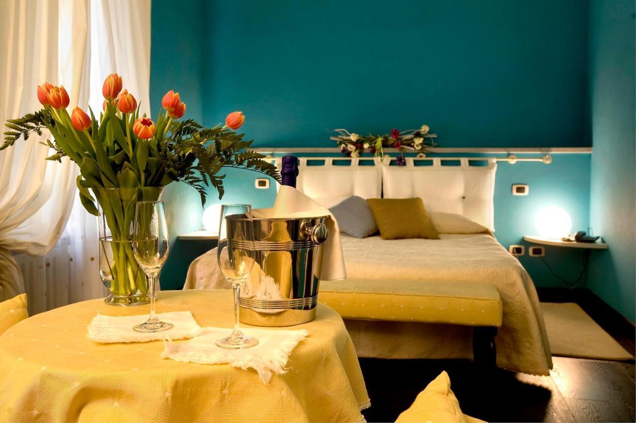 Hotel Cascina Di Corte Венария-Реале Экстерьер фото
