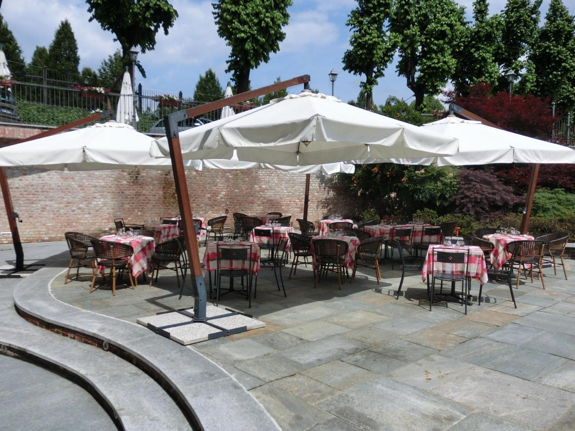 Hotel Cascina Di Corte Венария-Реале Экстерьер фото